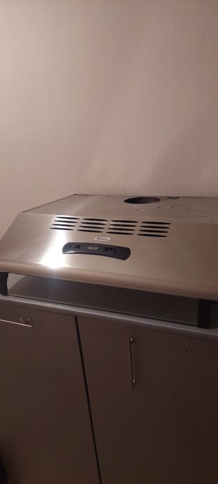 Срочнр продам духовку ARDO