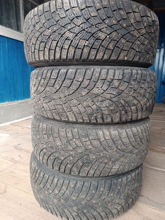 Продам зимнюю резину на 17