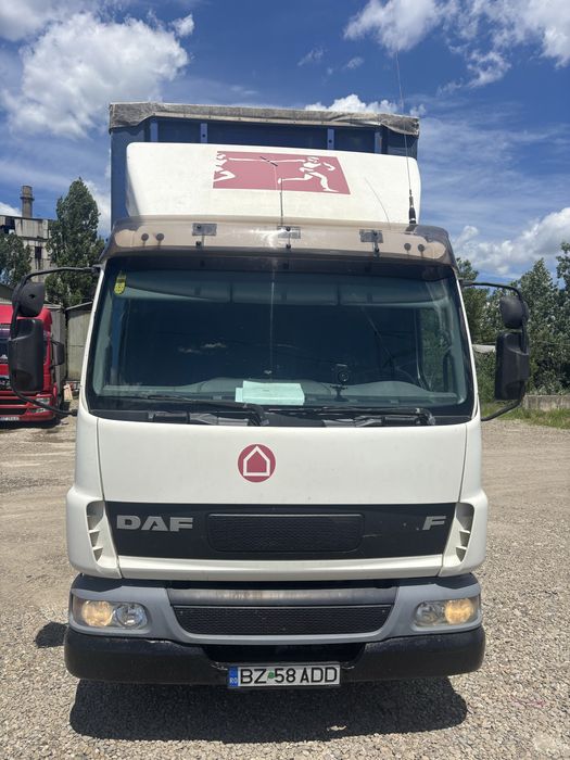 DAF LF 12 tone cu lift