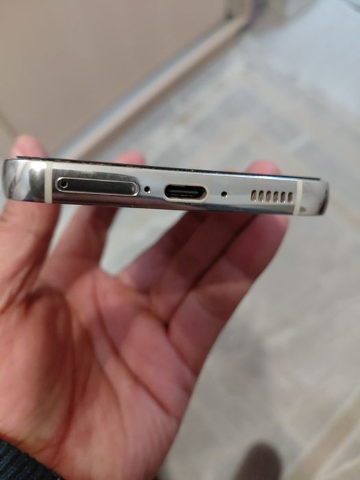 Samsung S23 смартфон