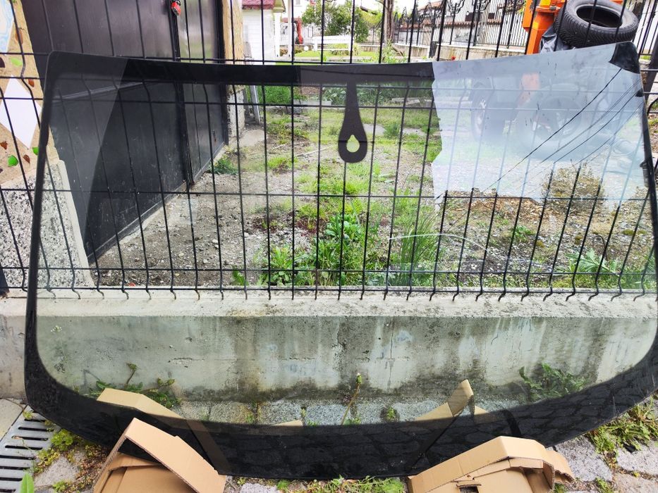 Челно стъкло Audi A6 4F 2006 3.0 TDI