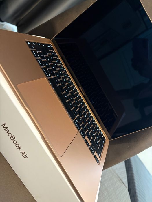 MacBook Air M1(2020)