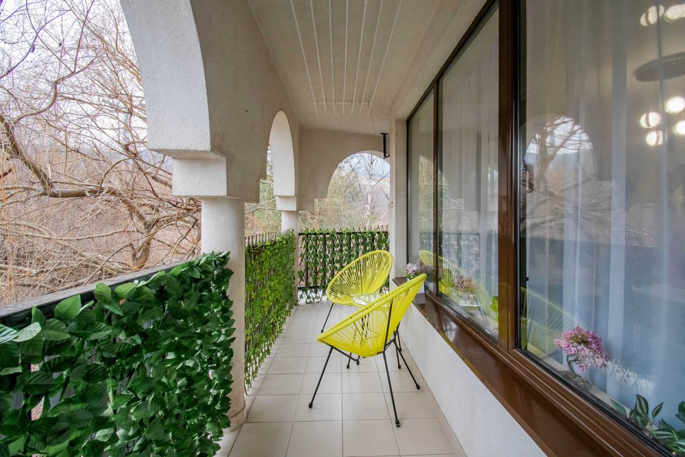 Стилно обзаведен апартамент с две спални в кв. Симеоново