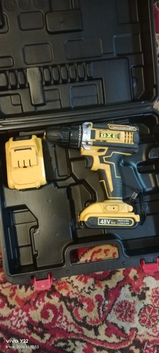 Продам 2 шуруповерта