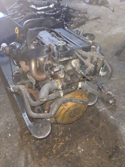 Двигатель на Форд Фокус мk1 1.8л EYDC