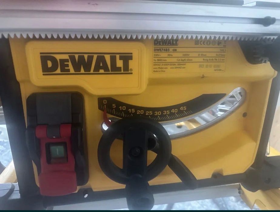Circular Dewalt DW