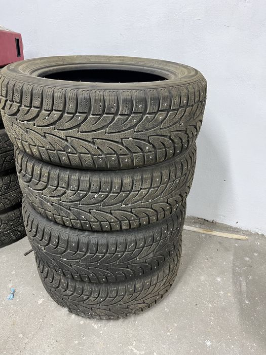 Продам зимние шины размер 16