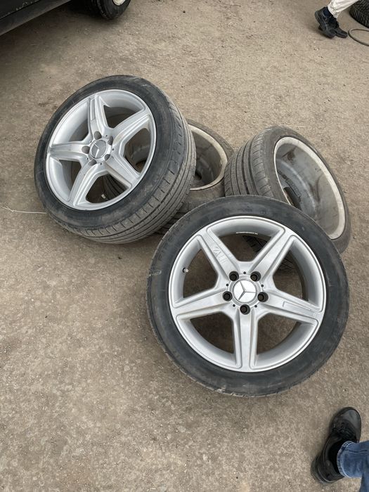 Продам диски с шинами