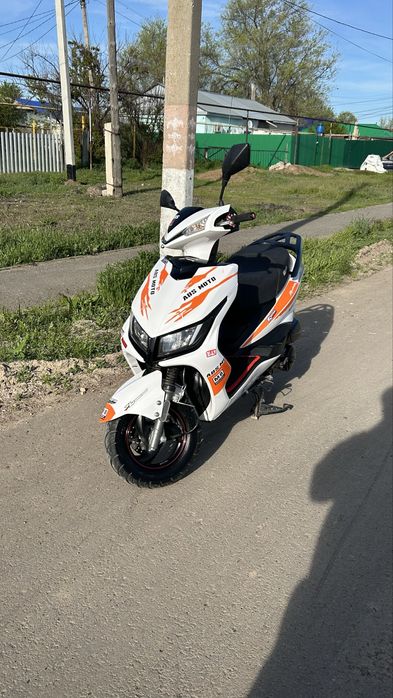 Скутер м8 150 куб