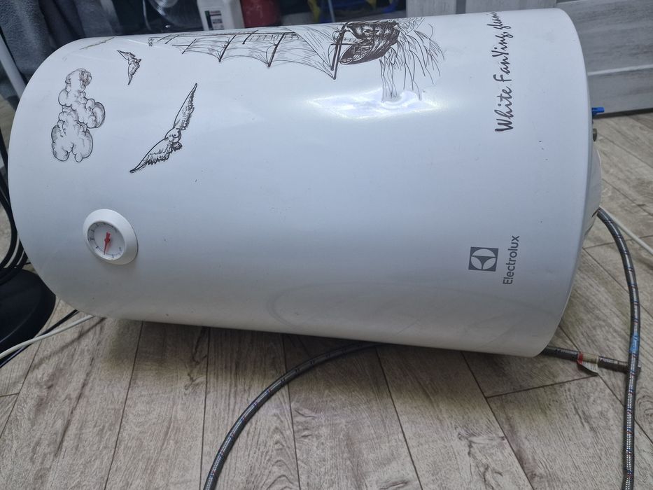 Продам водонагреватель