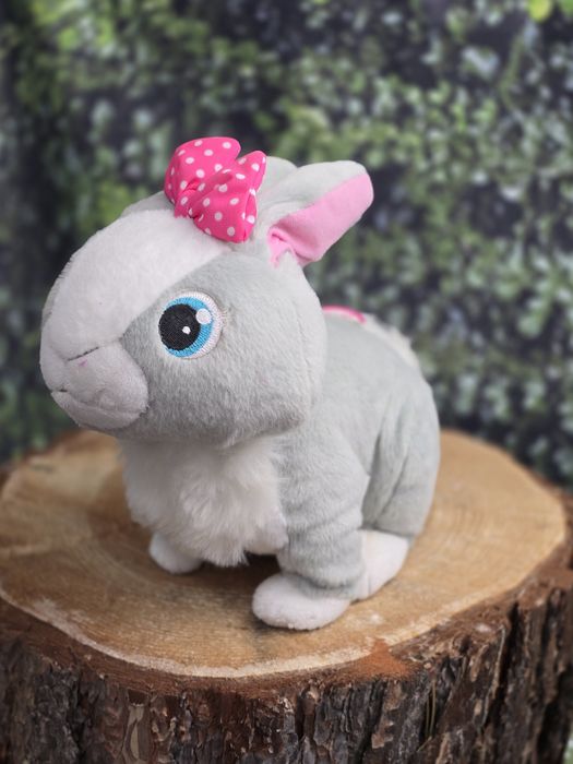 Интетактивно зайче Бетси