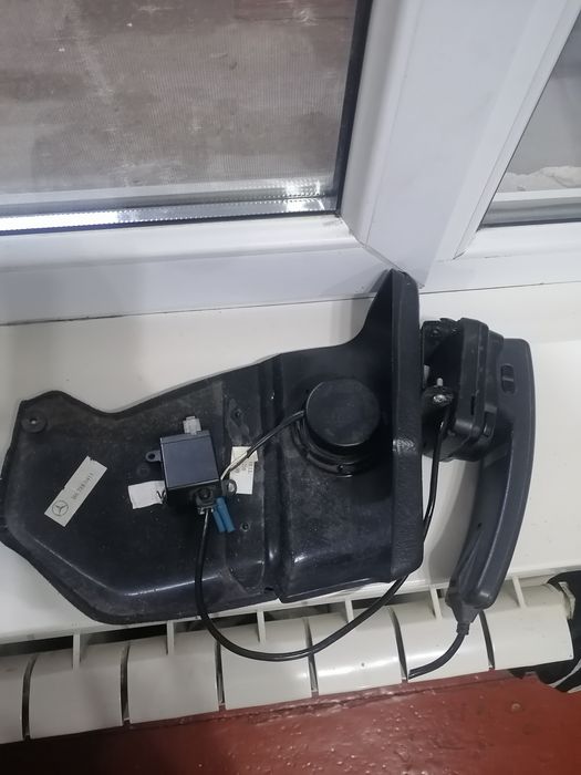 Мерседес телефон