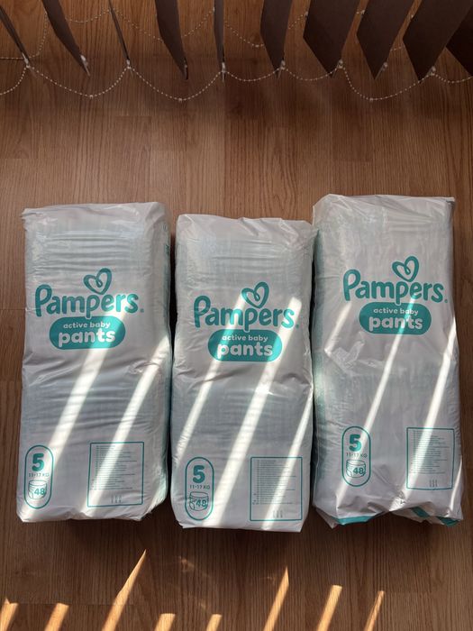 Pampers гащички номер 5 , 150 броя