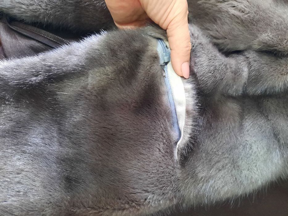 Продам шубу б/у .