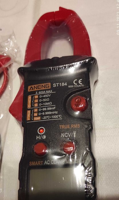 Нови Ампер клещи и Мултиметър ANENG ST184. Цена 20 €.