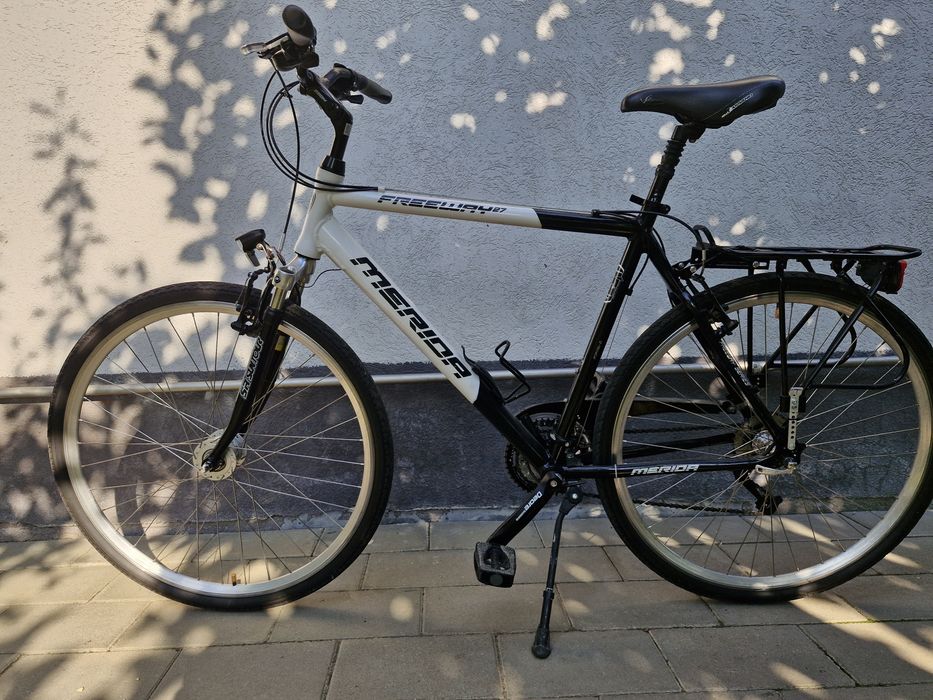 Vand bicicleta trekking barbati Merida Freeway  27