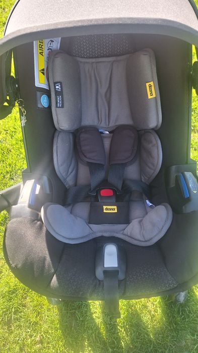 Scaun auto și cărucior Doona