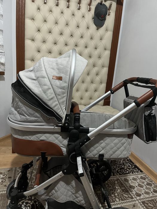 Коляска Teknum.