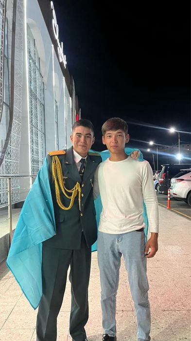 Парадный форма ұлттық ұлан