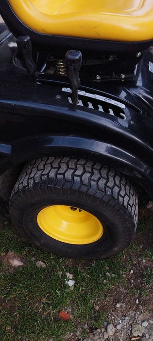 Tractoras tuns gazon ca nou