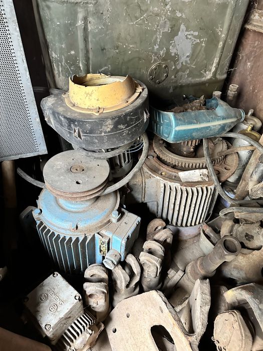 Продам генераторы стартера на селхоз тракторов