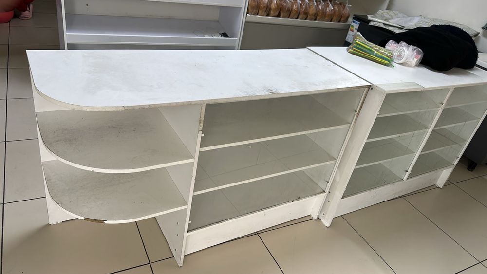 Полке в хорошем состояние