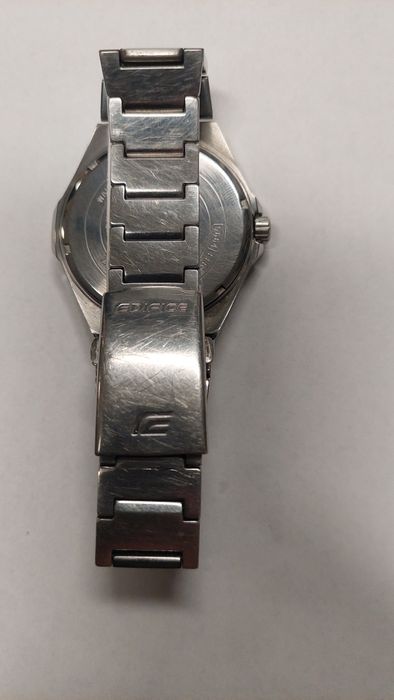 Часовник Casio Edifice EFB-108