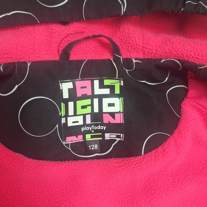 Ветровка на девочку