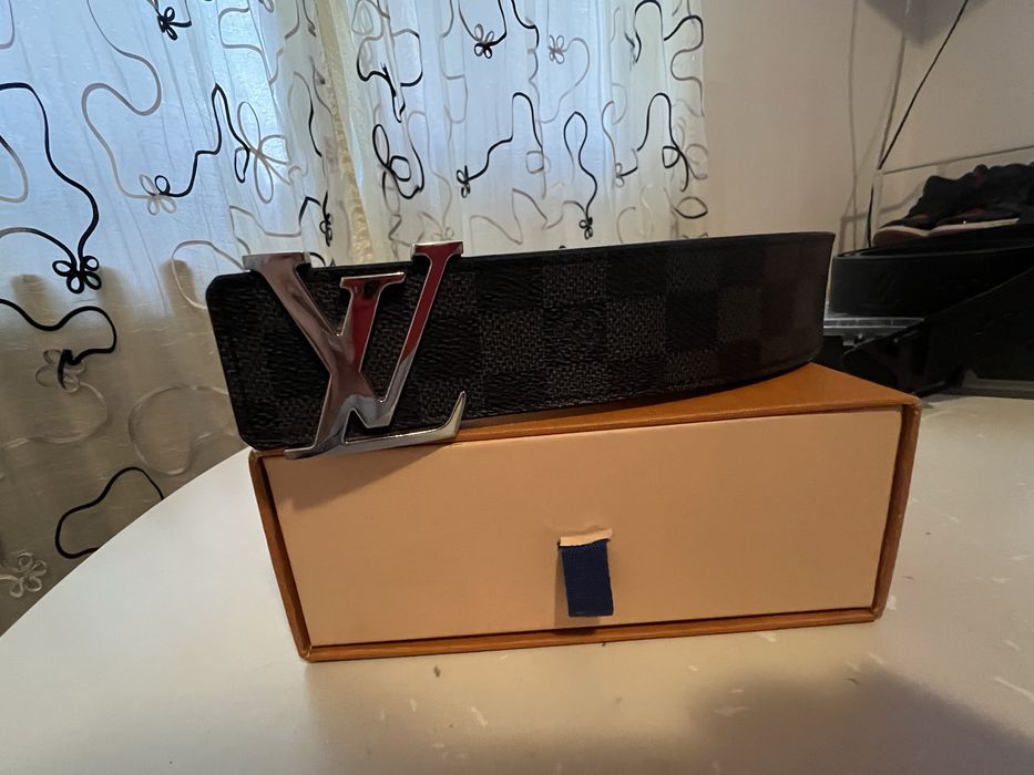 Curea Louis Vuitton silver buckle