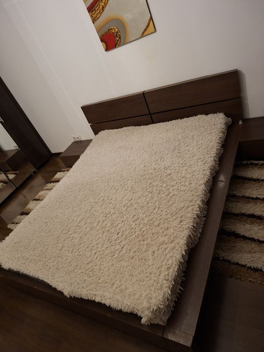 Продаётся 2х спальная кровать