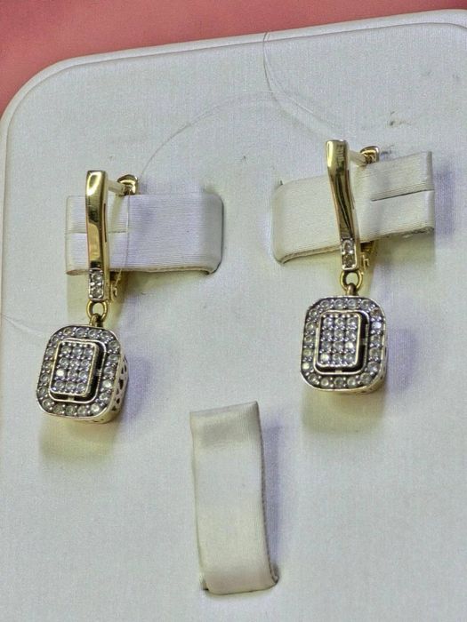 Золото 585  Серьги Масса: 3.70