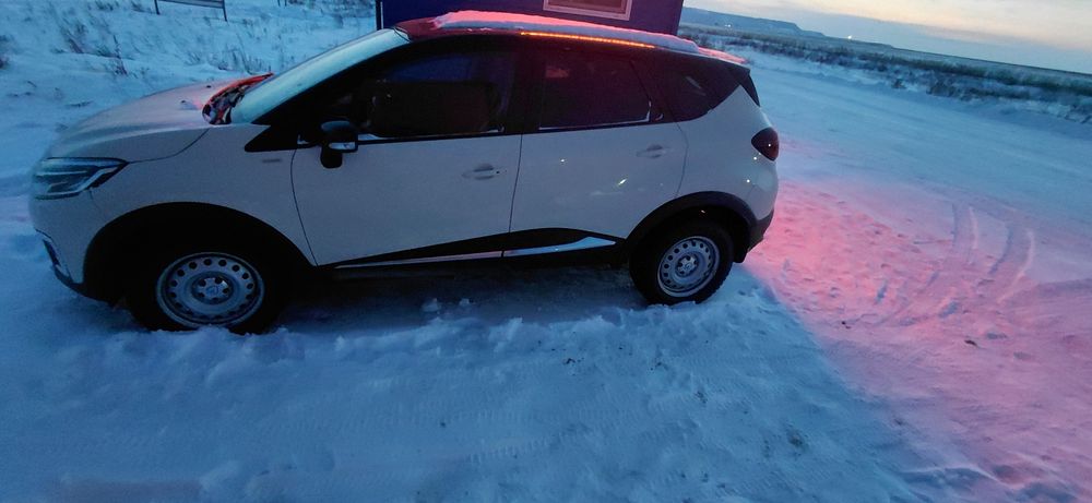 Рено Каптюр 2.0 автомат полный привод