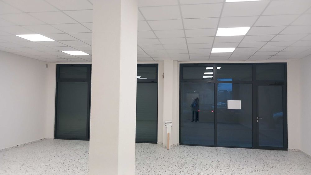 Търговско помещение под наем