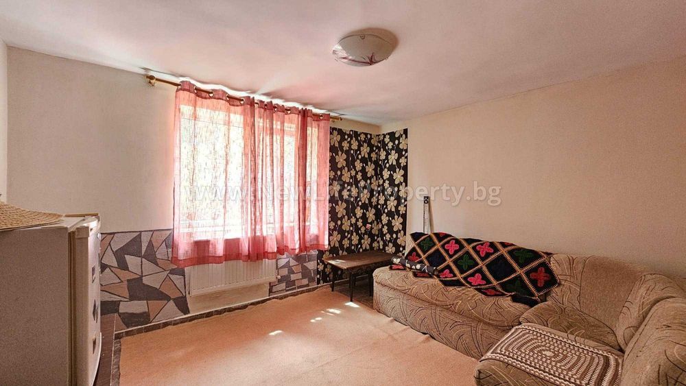 Продава се Къща в Камено - 132 кв.м за 1023 €/кв.м - Снимка #12