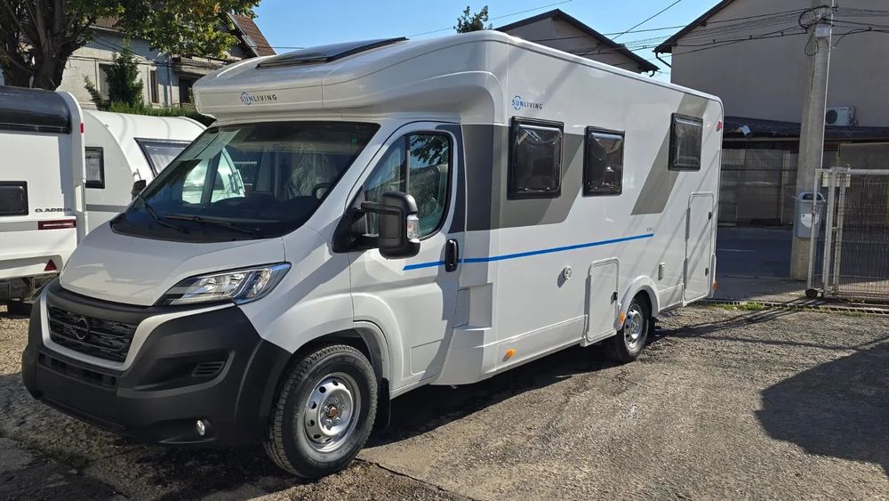 ADRIA Sun Living S 75 SL Autorulota / Camper Sun Living S 75 SL - Livrare imediata