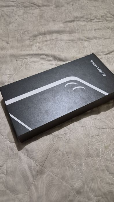 Samsung Galaxy Z Flip7 FE