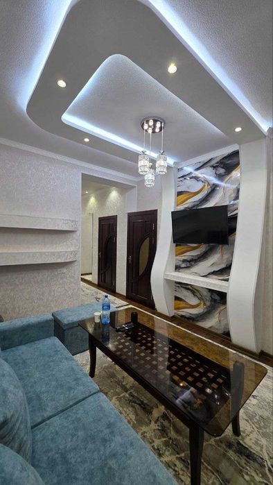 7 хоналик квартира  Рудакий кучасида жойлашган