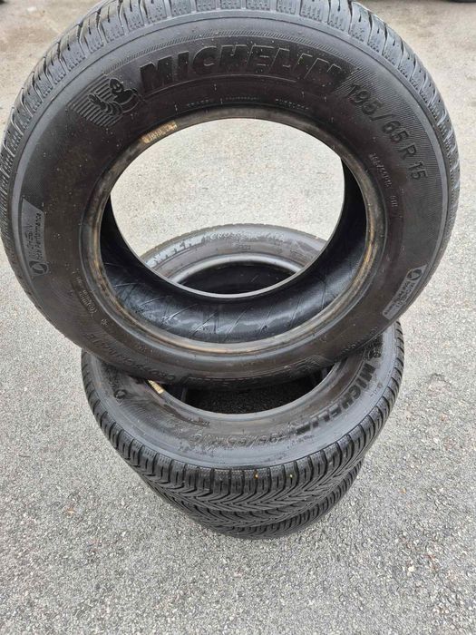 4 броя Michelin CrossClimate 195/65/15
