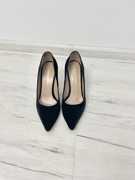 Туфли черные велюр Perfect Pairs