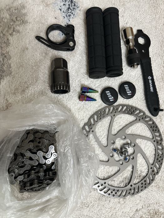 Баренды заглушки ODI на руль велосипеда