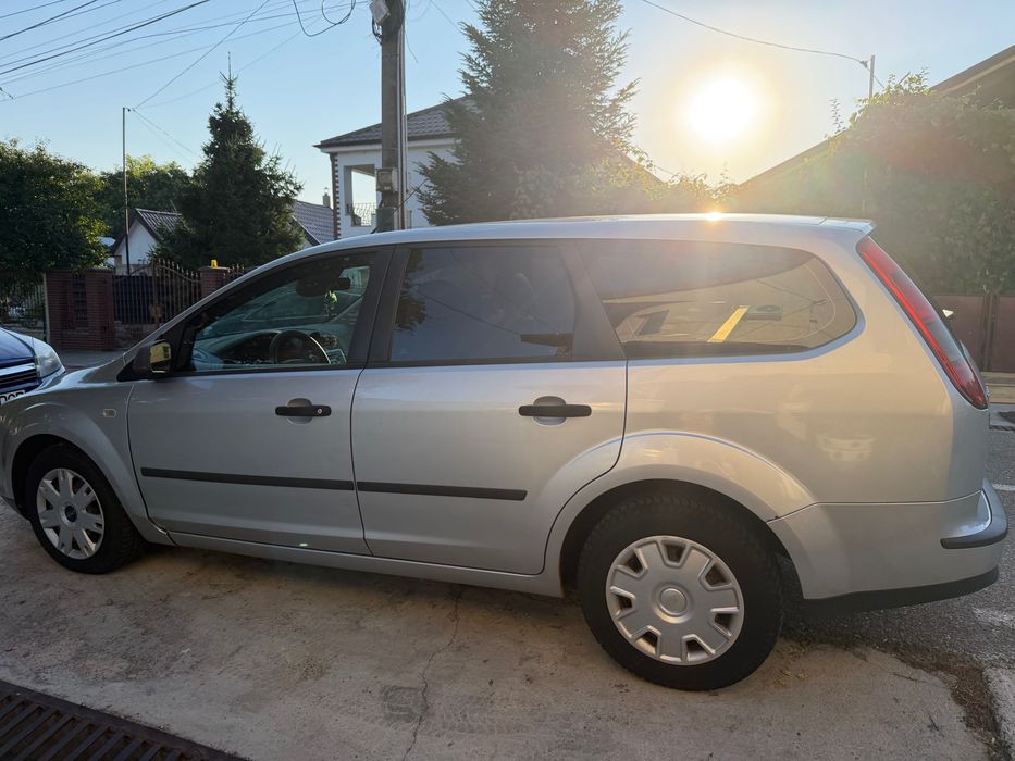 Ford Focus 1.6 Diesel – 2005