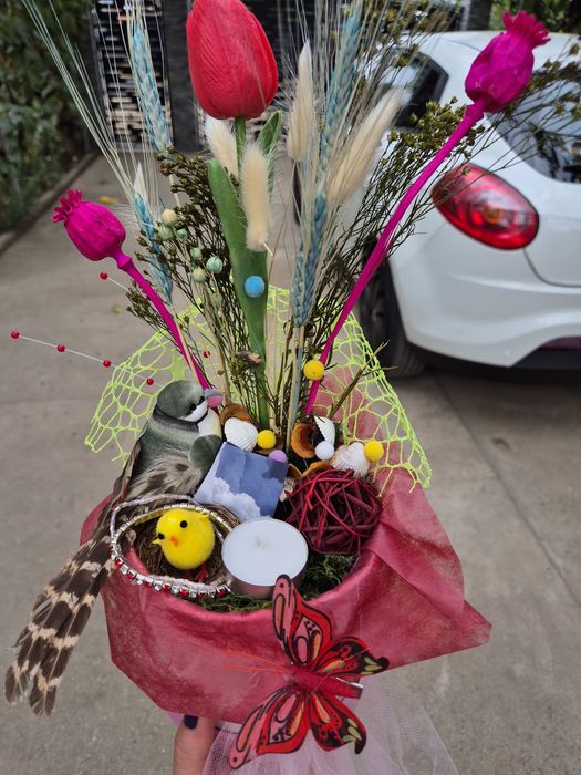 Cutie cadou din flori uscate naturale