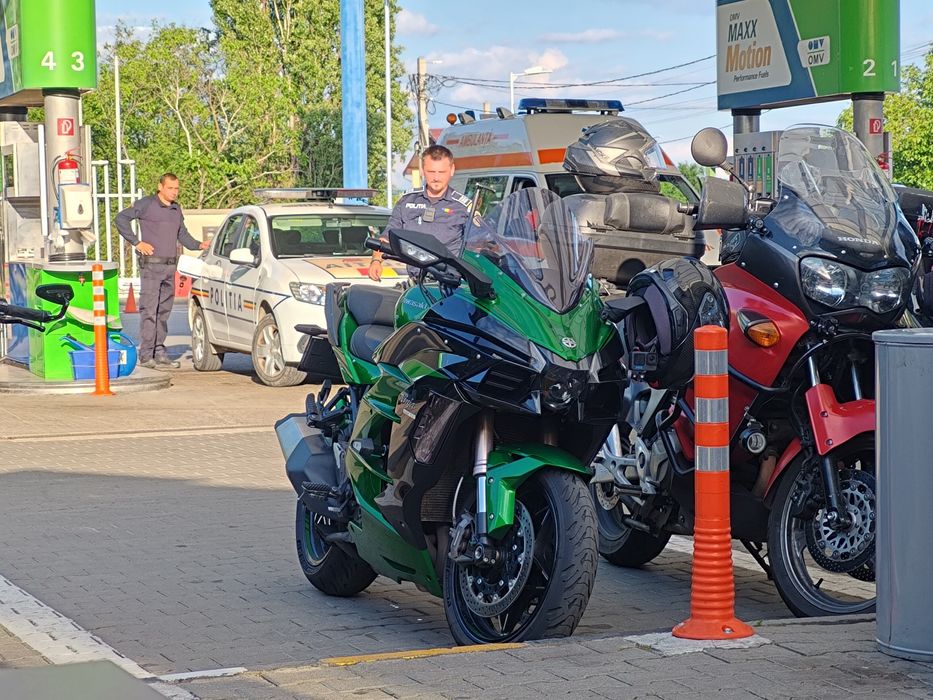 Kawasaki H2 SX SE