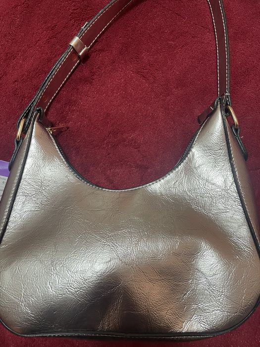 Абитуриентска рокля