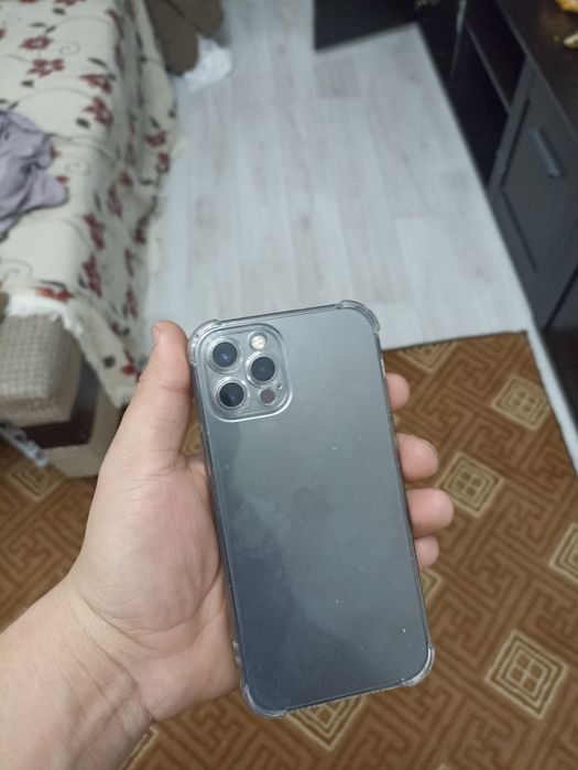 Iphone 12 pro без ремонта