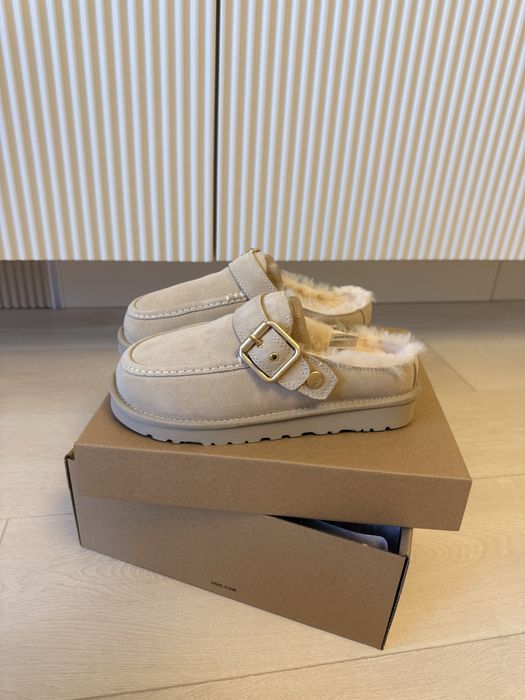 papuci UGG Goldenstar Evelina