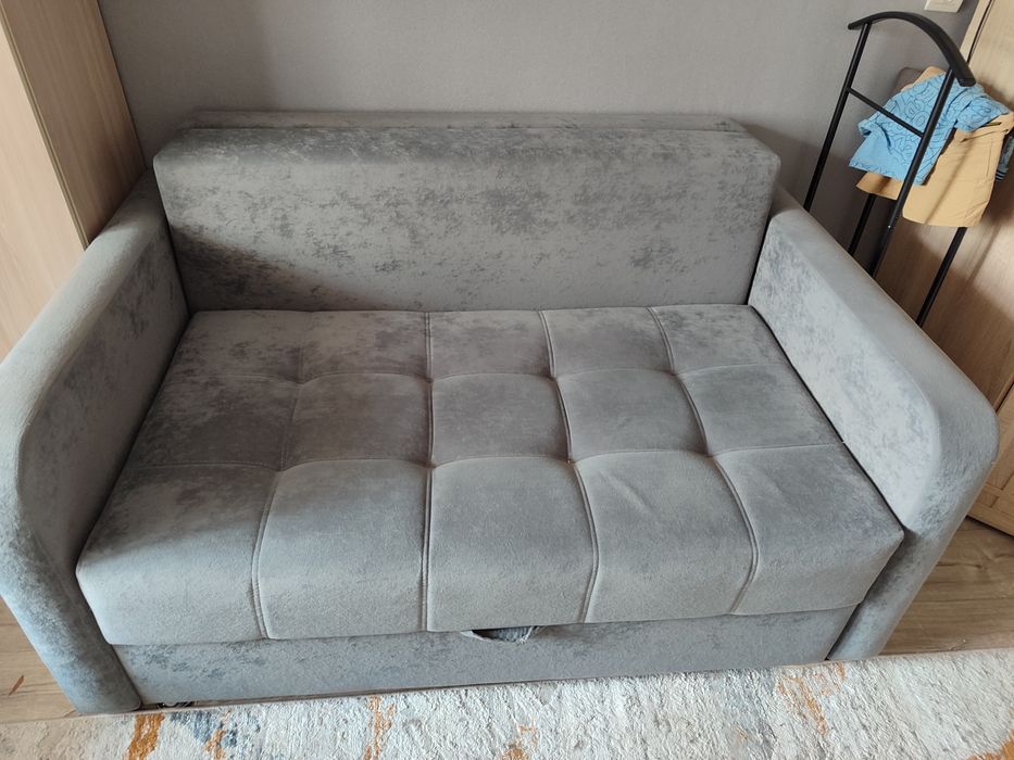 Продаю диван за 120 тыс. Юго-восток
