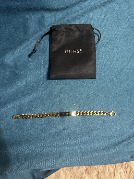 bratara guess aurie