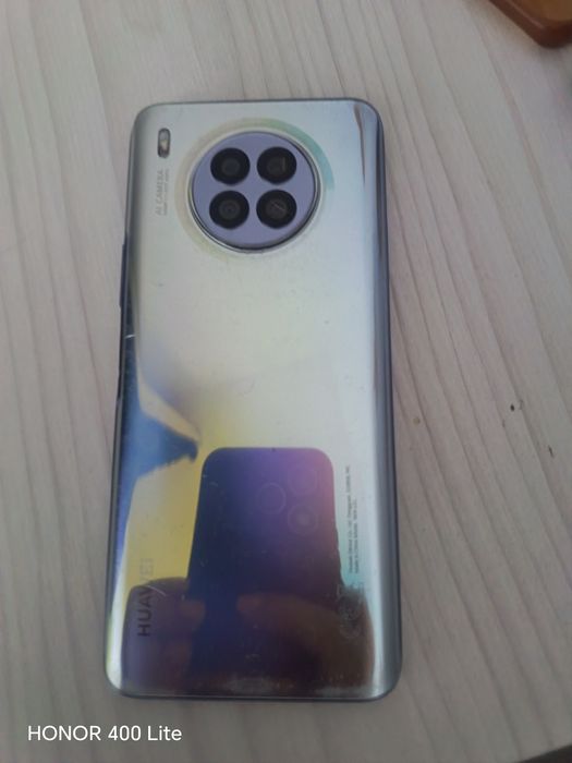 Vând Huawei nova8i