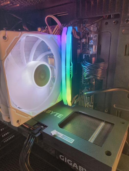 Видеокарта rx 6600 8gb 128bit (аналог rtx 3060)